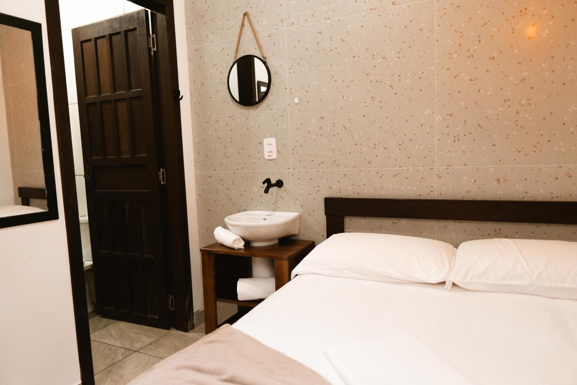 Babitonga Hostel - 100M Da Prainha 南圣弗朗西斯科 外观 照片